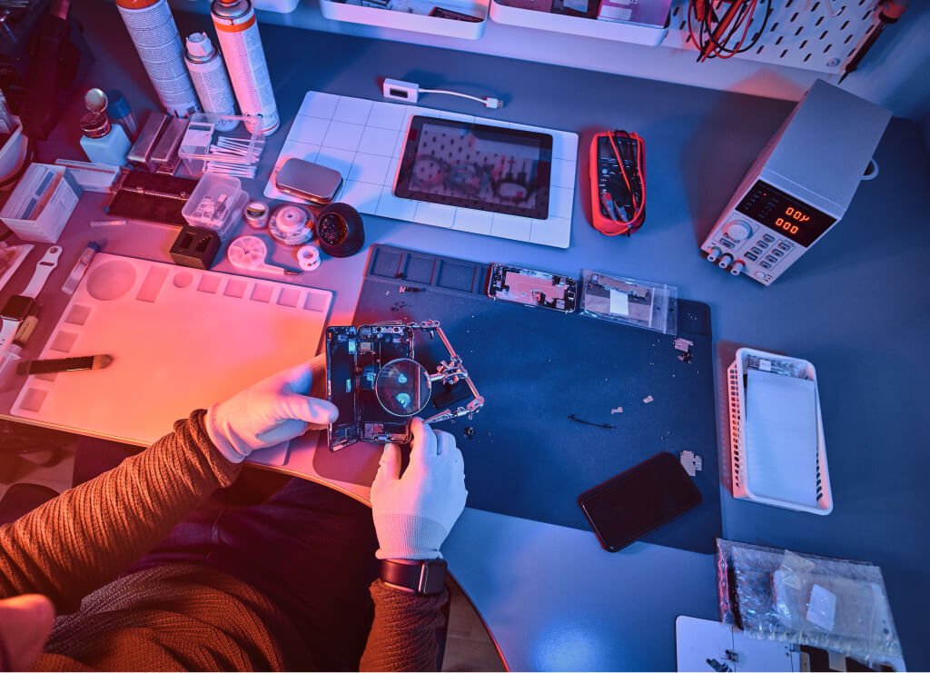 iphone Repair in indore, iphone repair near me, iphone repair shop, Best iphone repair indore, iphone repair cost, iphone screen replacement, battery replacements, iPhone Motherboard Repair